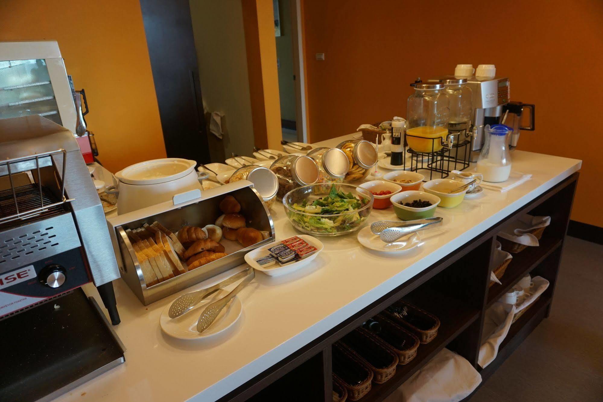 Watermark Hotel - Sizihwan Kaohsiung Dış mekan fotoğraf